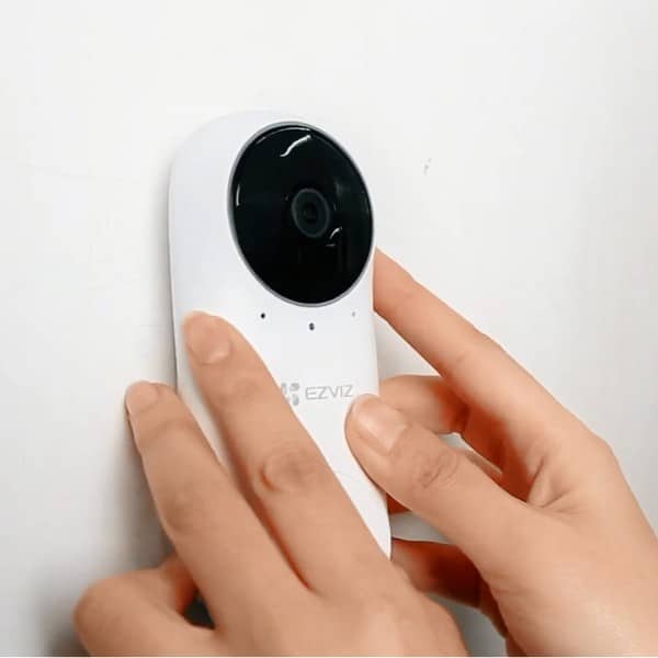 EZVIZ DB2C, крепление видеозвонка