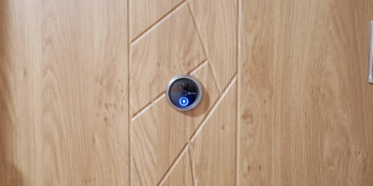 EZVIZ DP2C, кнопка звонка видеоглазка