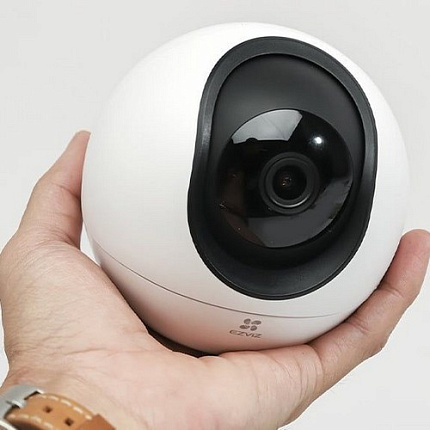 Wi-Fi внутренняя поворотная IP камера EZVIZ H6 3K 5 Мп (4 мм)